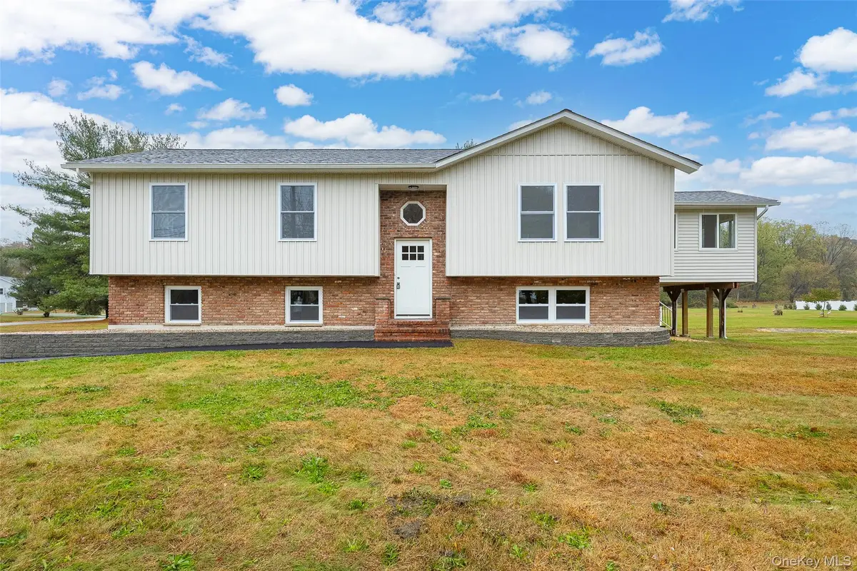 121 Brandy Lane, Wappingers Falls, NY 12590 - Image #1