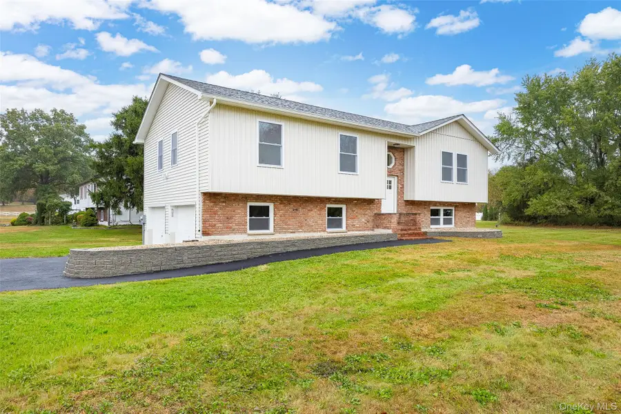 121 Brandy Lane, Wappingers Falls, NY 12590 - Image #2