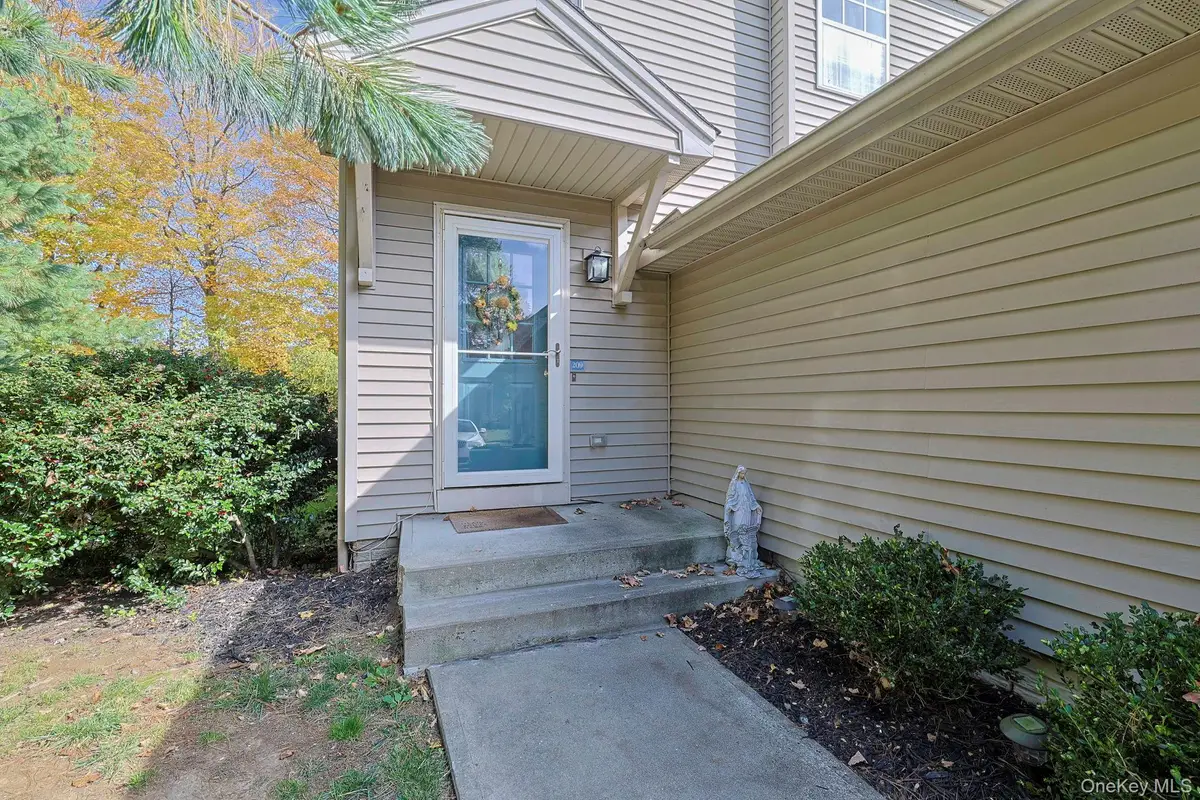 209 Crestwood Court, Fishkill, NY 12524 - Image #1