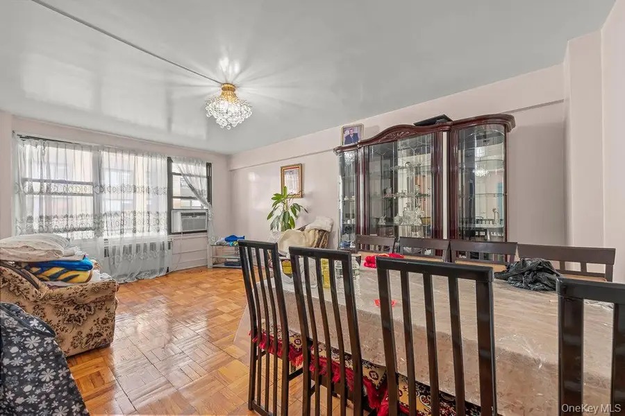 98-41 64th Road #4E, Rego Park, NY 11374 - Image #2