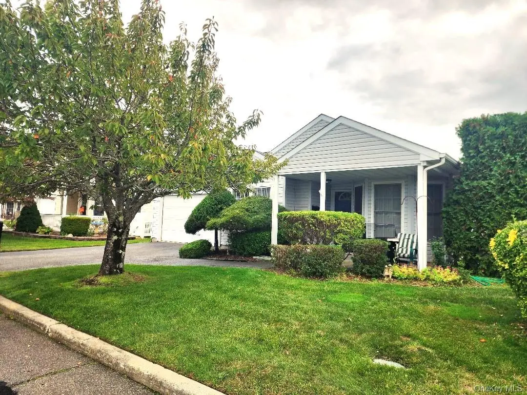 1 Willow Court, Manorville, NY 11949 - Image #1