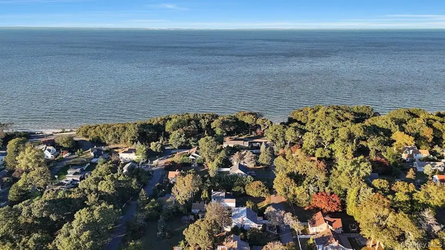 30 Dogwood Road, Rocky Point, NY 11778 - Image #3