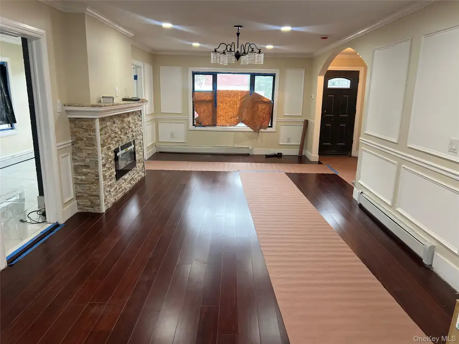 66 Warner Avenue, Hempstead, NY 11550 - Image #3