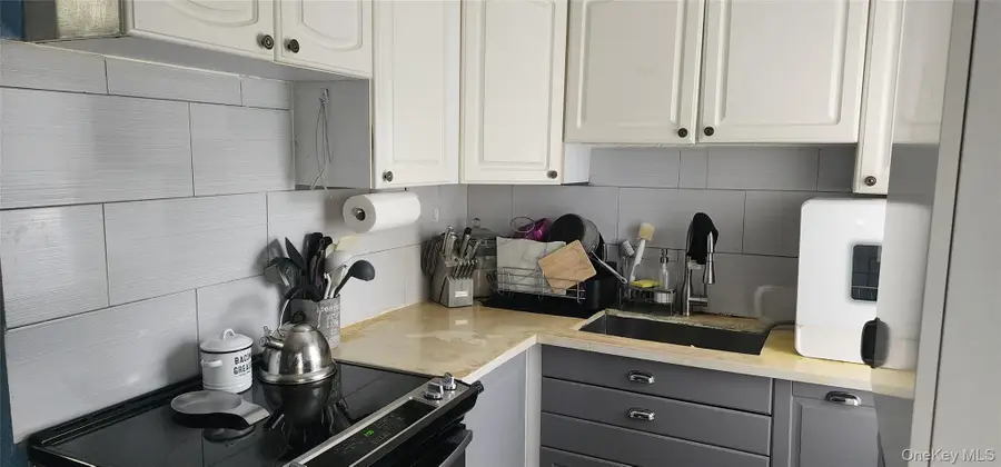 92 Robinson Avenue, Newburgh, NY 12550 - Image #2