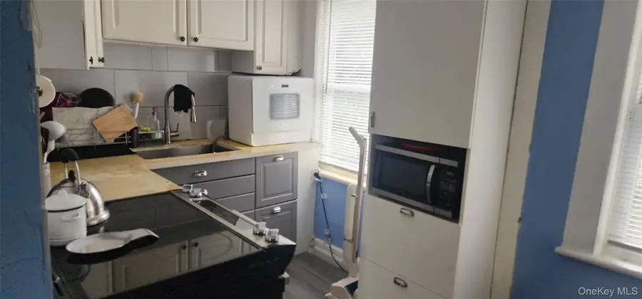 92 Robinson Avenue, Newburgh, NY 12550 - Image #3