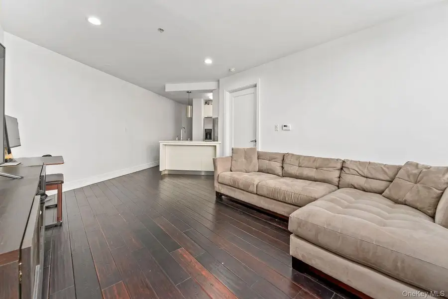 6405 Yellowstone Boulevard #414, Forest Hills, NY 11375 - Image #2