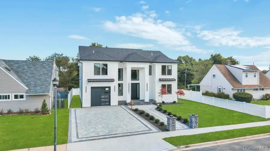 9 Short Lane, Levittown, NY 11756 - Image #3