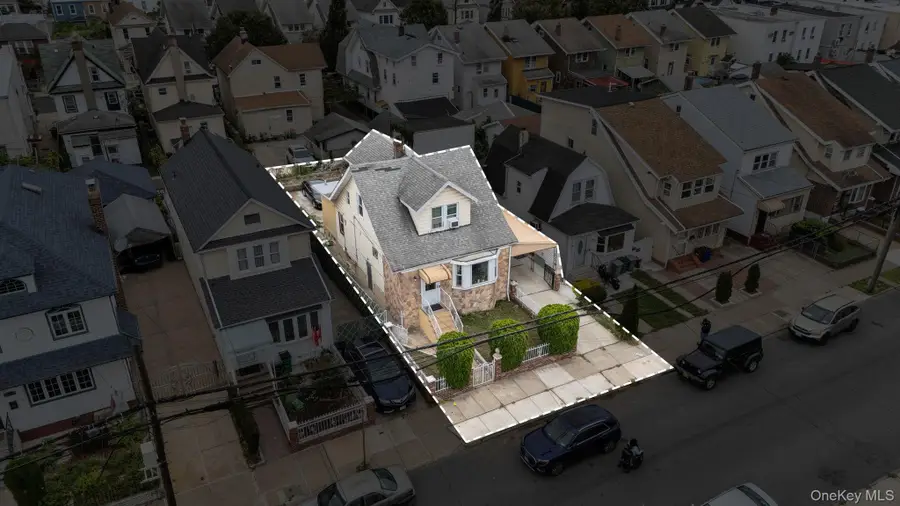 9041 178th Street, Jamaica, NY 11432 - Image #2