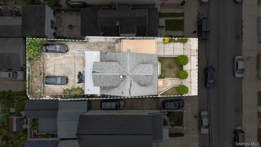 9041 178th Street, Jamaica, NY 11432 - Image #3