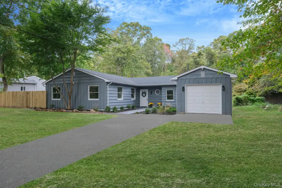 11 Wildwood Road, Ridge, NY 11961 - Image #2