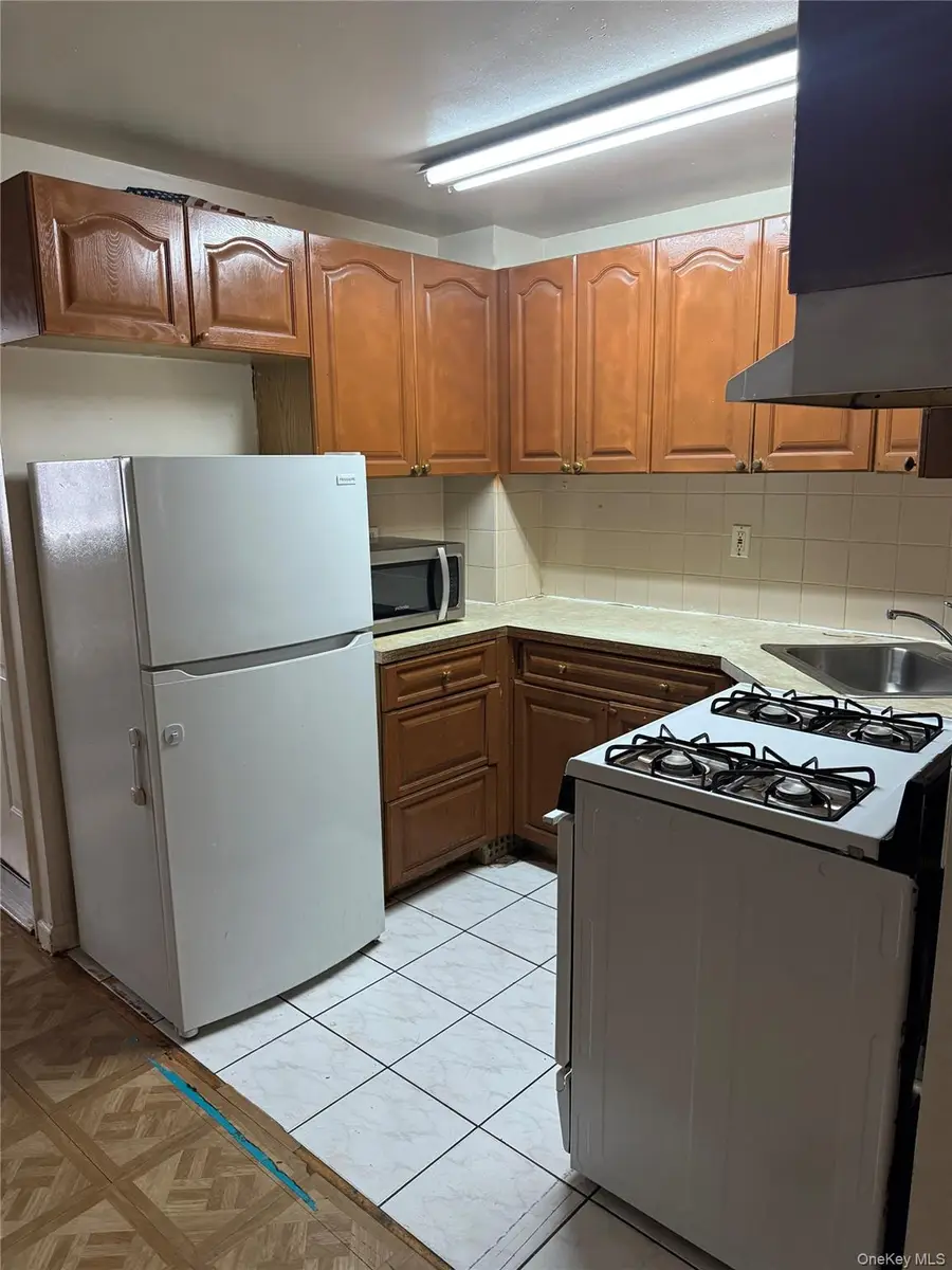 3541 Barnes Avenue, Bronx, NY 10467 - Image #3