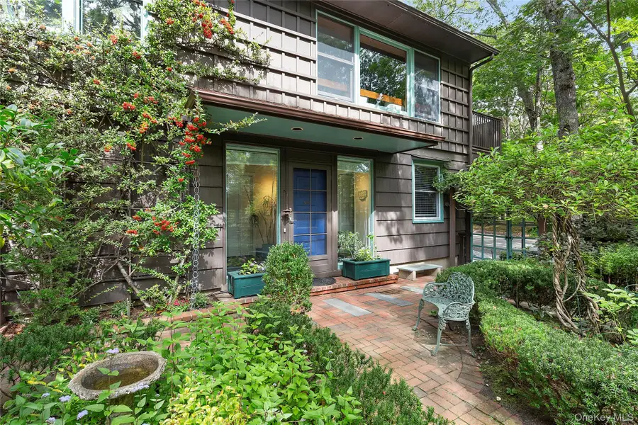 3700 Haywaters Road, Cutchogue, NY 11935 - Image #2