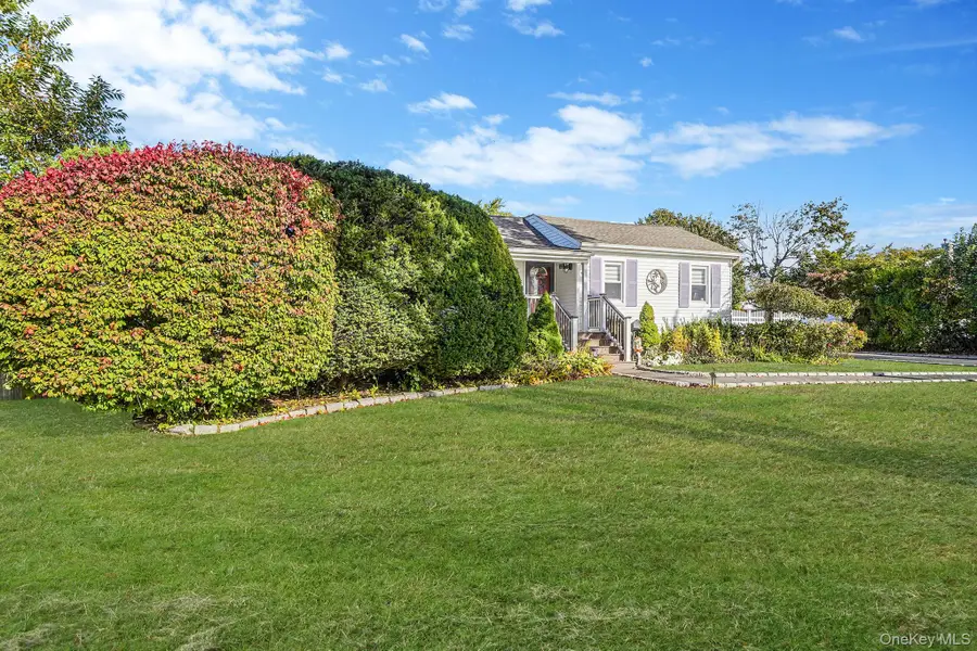 430 14th Street, West Babylon, NY 11704 - Image #2