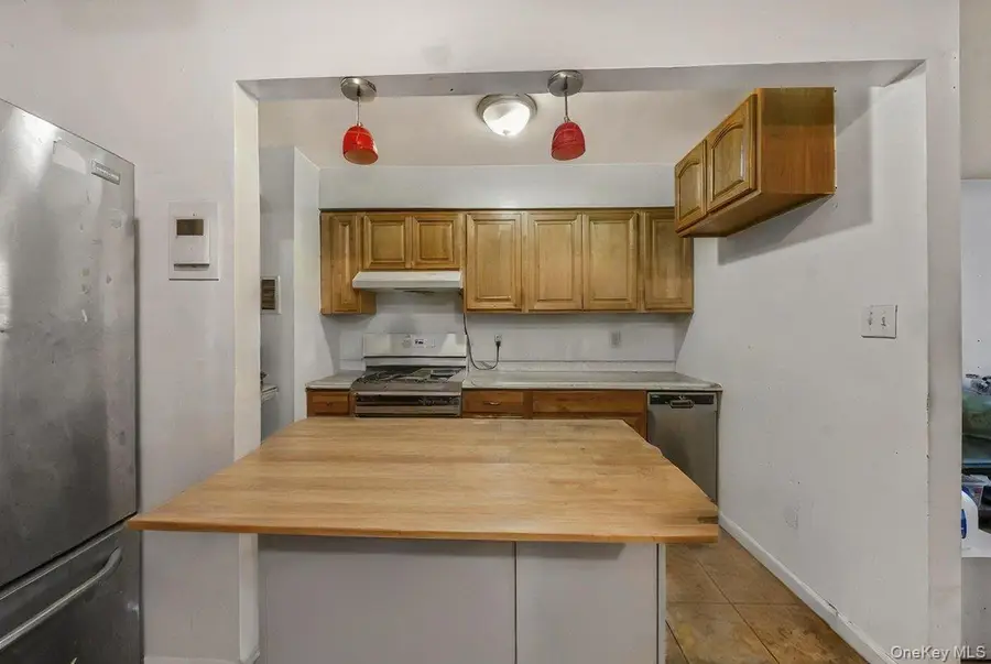86-16 60th Ave #2B, Elmhurst, NY 11373 - Image #3