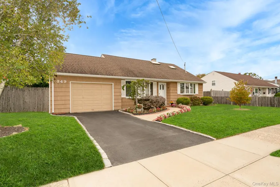 349 Lido Parkway, Lindenhurst, NY 11757 - Image #2