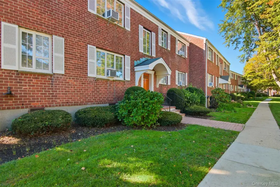 405 W Main Street #112B, Huntington, NY 11743 - Image #3