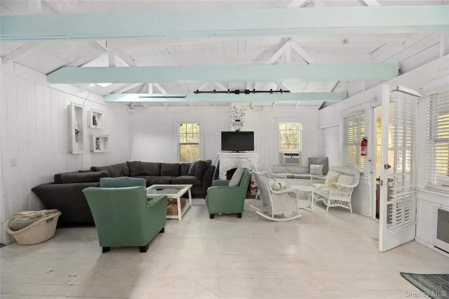 510 Bayberry Walk, Ocean Beach, NY 11770 - Image #3