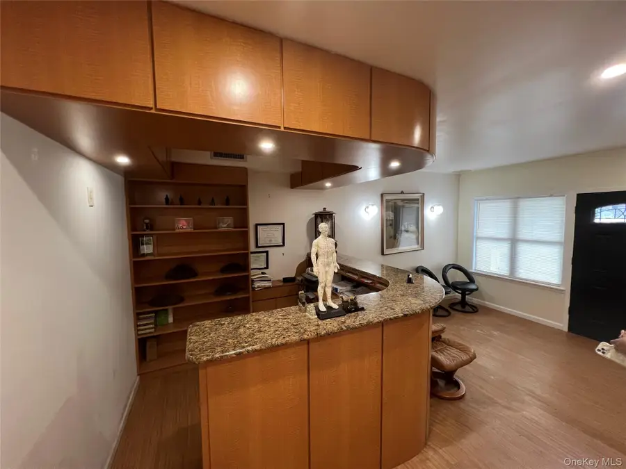 143-27 Roosevelt Avenue, Flushing, NY 11354 - Image #3