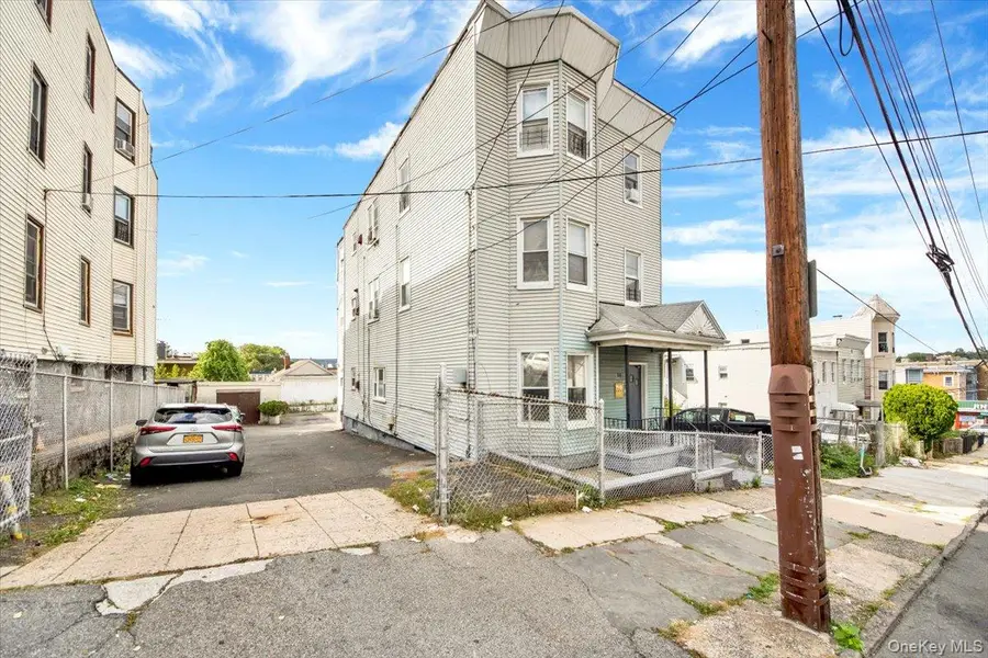 131 Beech Street, Yonkers, NY 10701 - Image #2