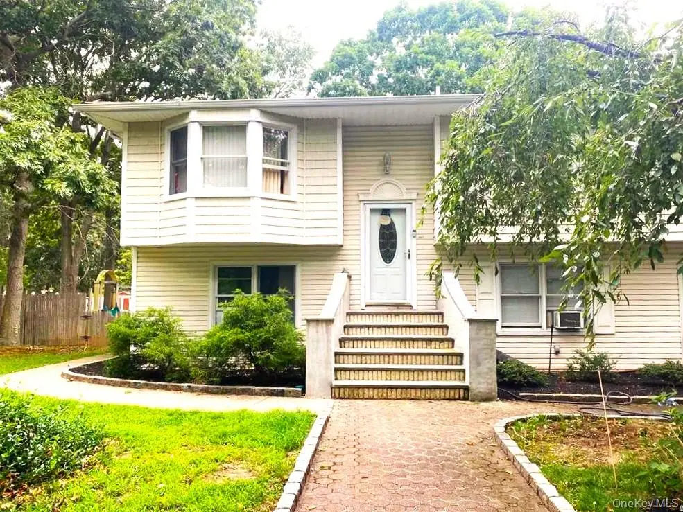 307 S Bicycle Path, Farmingville, NY 11738 - Image #1