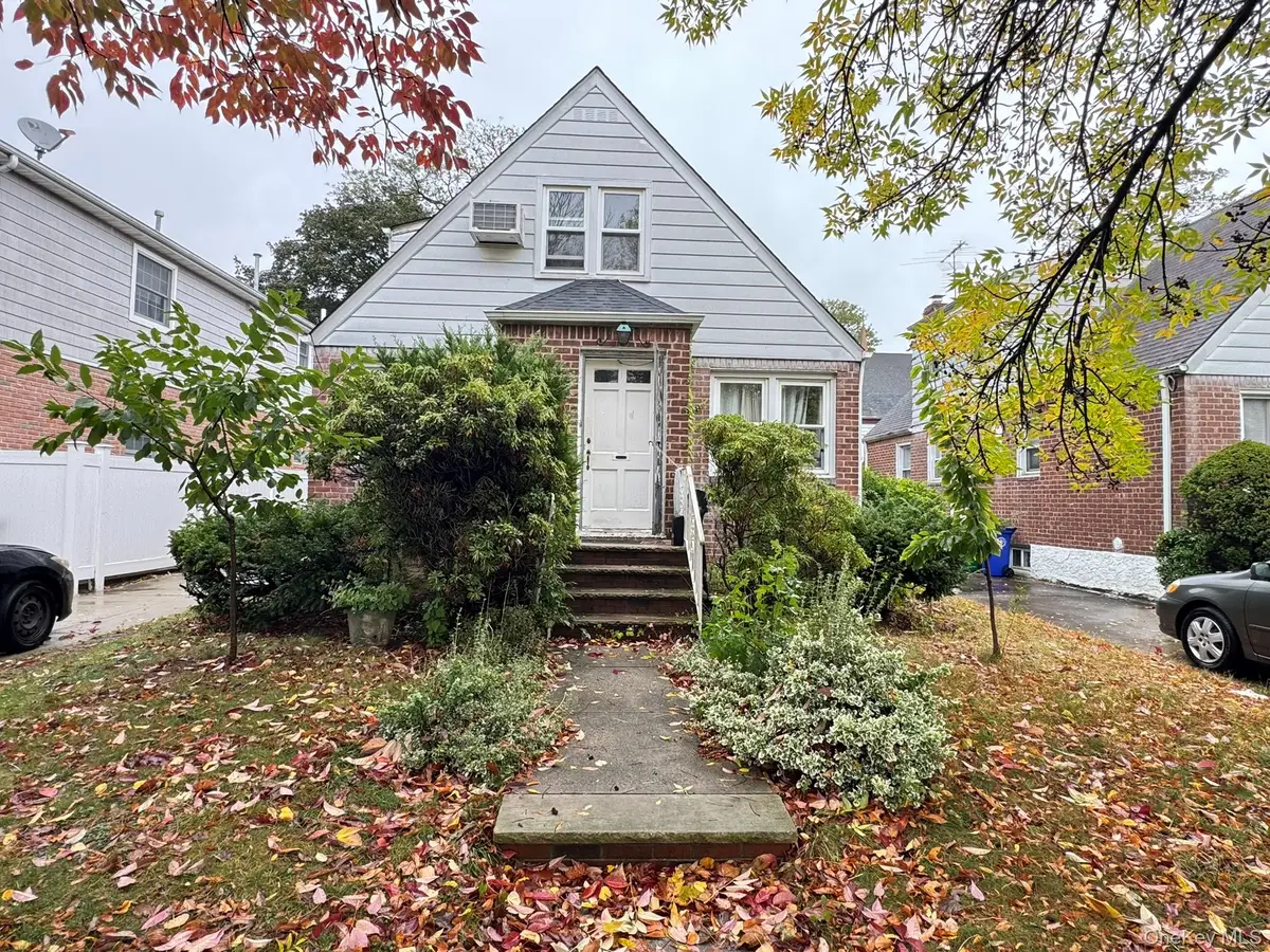 58-23 192nd Street, Fresh Meadows, NY 11365 - Image #1