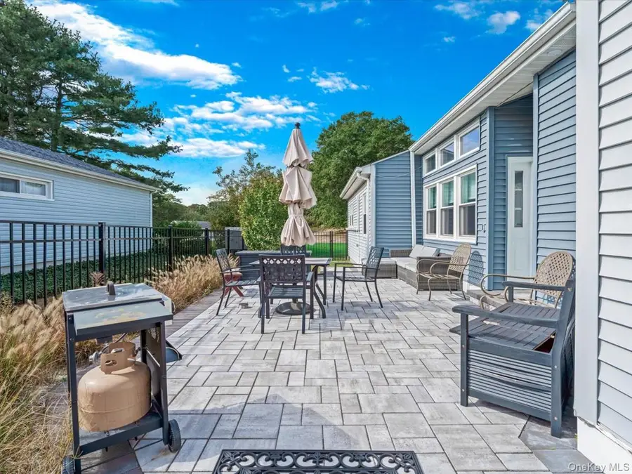 2 Limetree Drive, Manorville, NY 11949 - Image #3