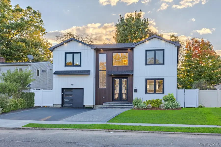 182 Friends Lane, Westbury, NY 11590 - Image #3