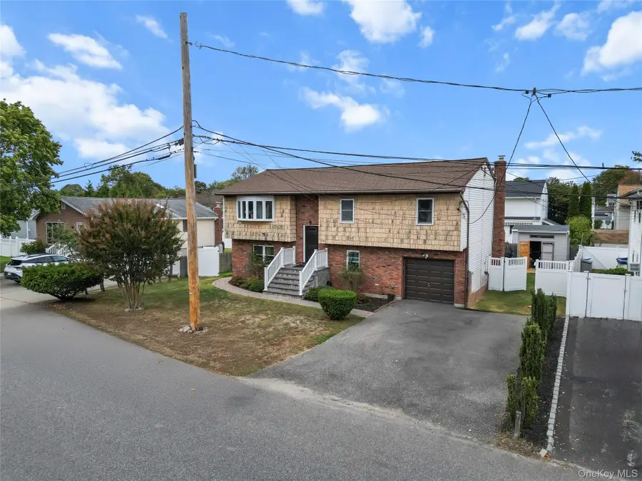 1259 America Avenue, West Babylon, NY 11704 - #3