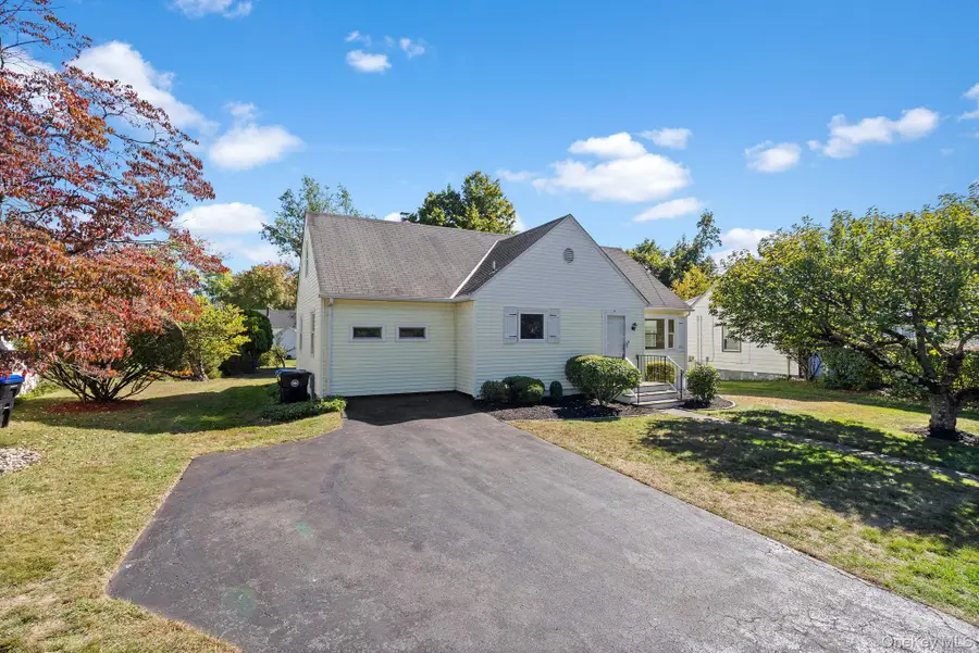 43 Woodland Avenue, Poughkeepsie, NY 12603 - Image #2