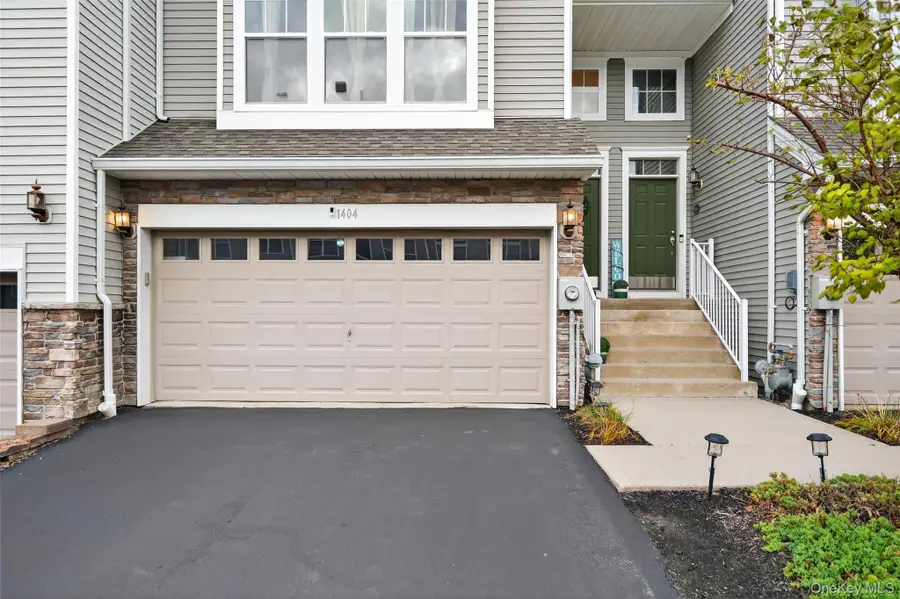 1404 Hawthorn Way, New Windsor, NY 12553 - Image #3