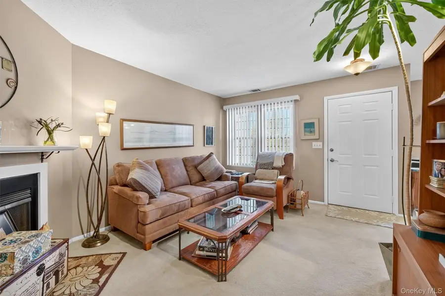 3308 Whispering Hills Drive, Chester, NY 10918 - Image #2