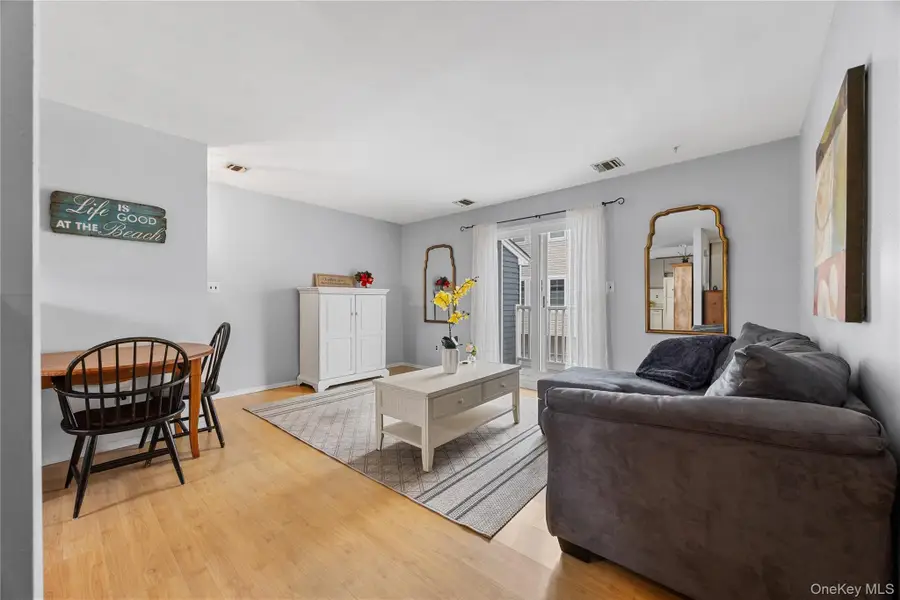 116 Westend Avenue #8, Freeport, NY 11520 - Image #3