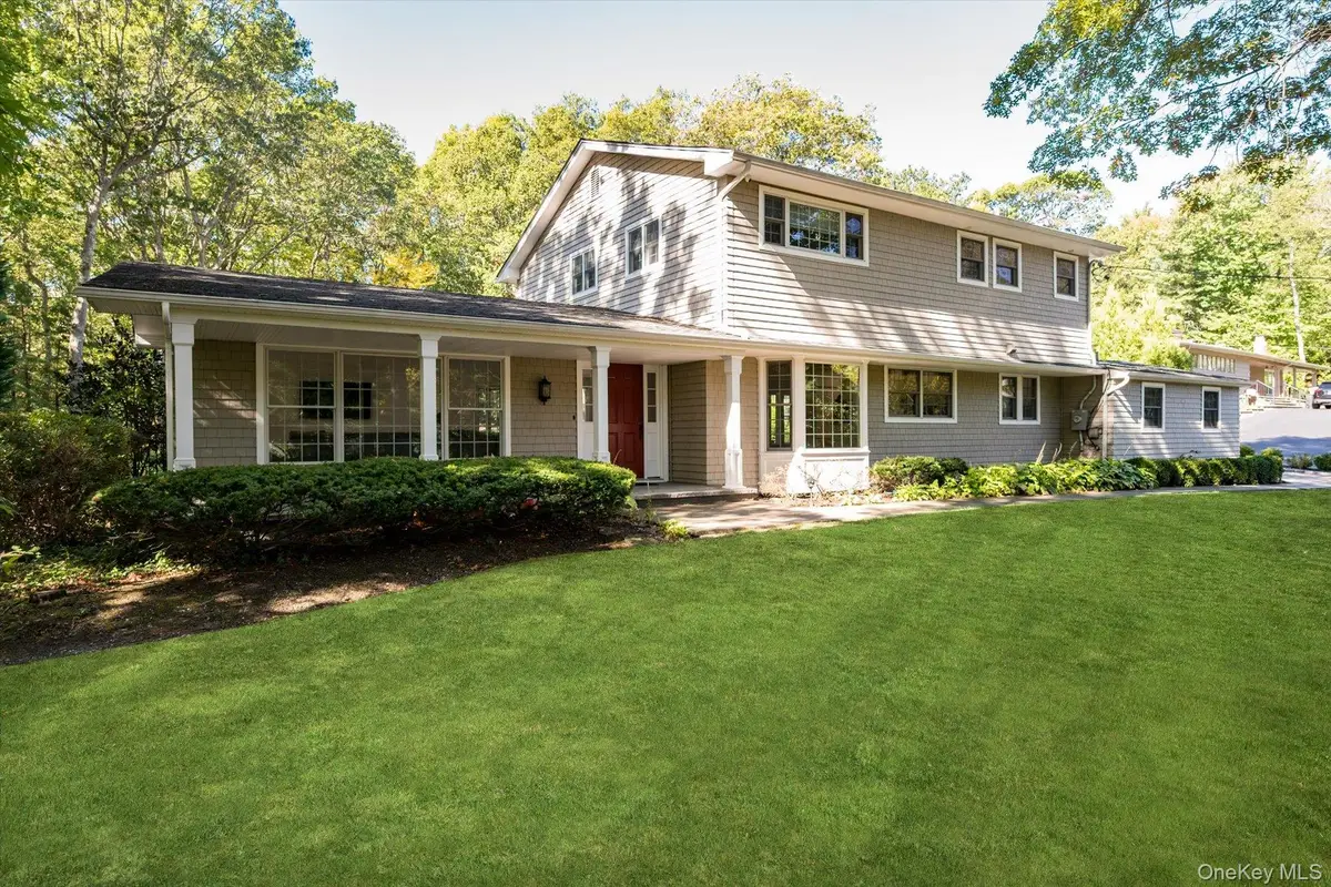 16 Tuxedo Drive, Melville, NY 11747 - Image #1