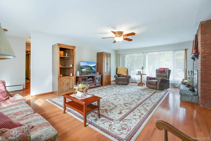 8 Dogwood Hills Road, Newburgh, NY 12550 - Image #3