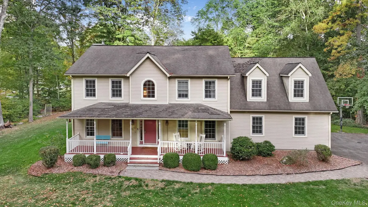 26 Hollyberry Drive, Hopewell Junction, NY 12533 - Image #1