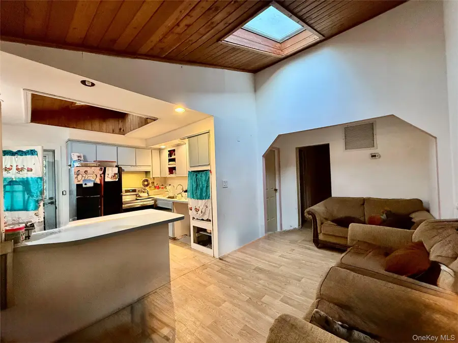 238 Wiley Street, Brentwood, NY 11717 - Image #2