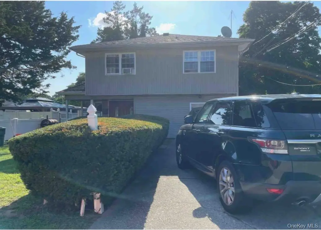 128 N 17th Street, Wheatley Heights, NY 11798 - Image #1