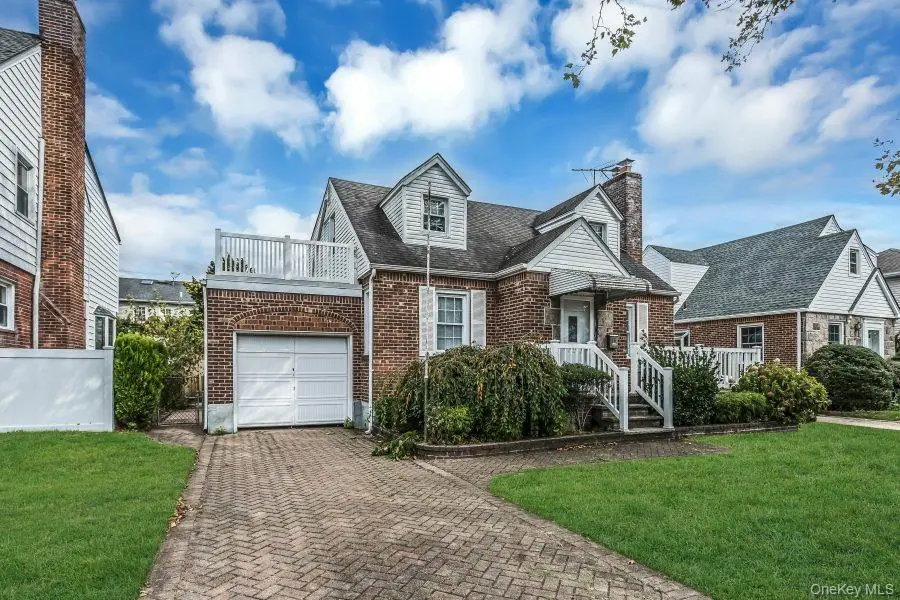 16 William Street, New Hyde Park, NY 11040 - Image #2