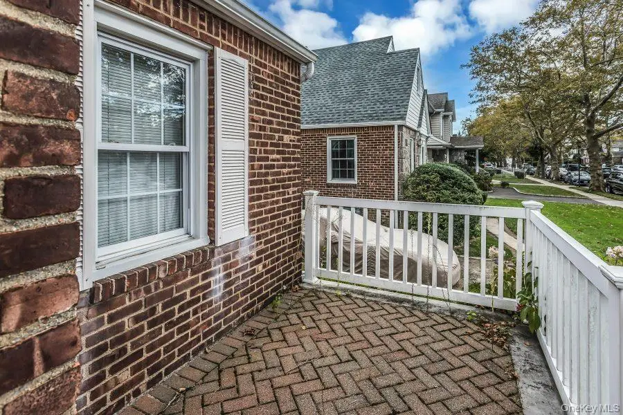 16 William Street, New Hyde Park, NY 11040 - Image #3