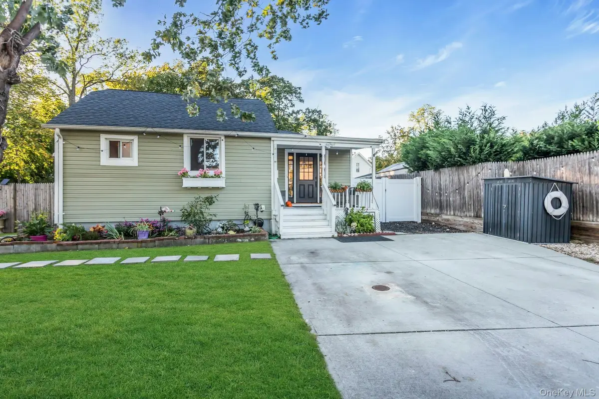 6 Franklin Avenue, Bayville, NY 11709 - Image #1