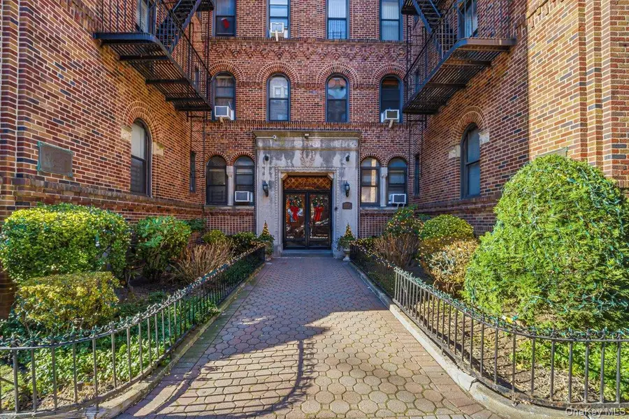 110-21 73rd Road #6H, Forest Hills, NY 11375 - Image #2