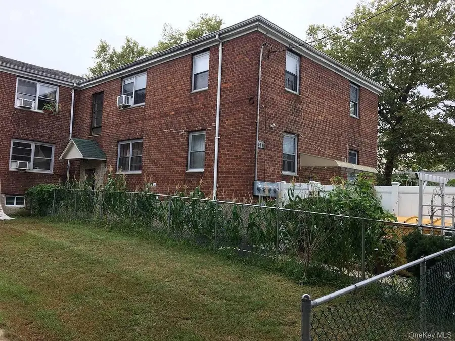 160-06 75th Rd Fesh Meadow #3, Fresh Meadows, NY 11366 - Image #2