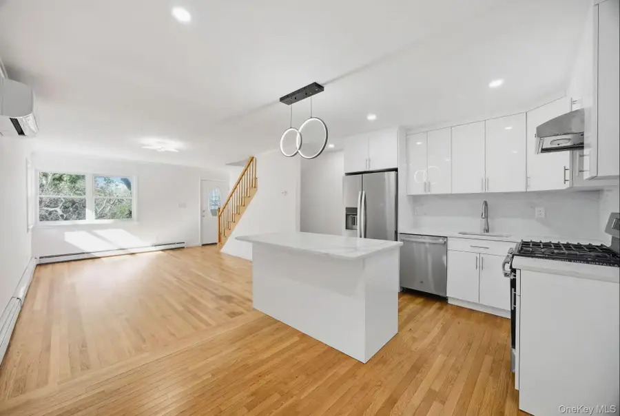 6739 197th Street, Fresh Meadows, NY 11365 - Image #3