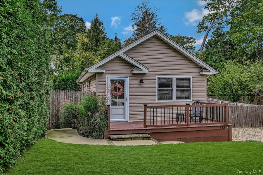 112 Magnolia Drive, Rocky Point, NY 11778 - Image #2