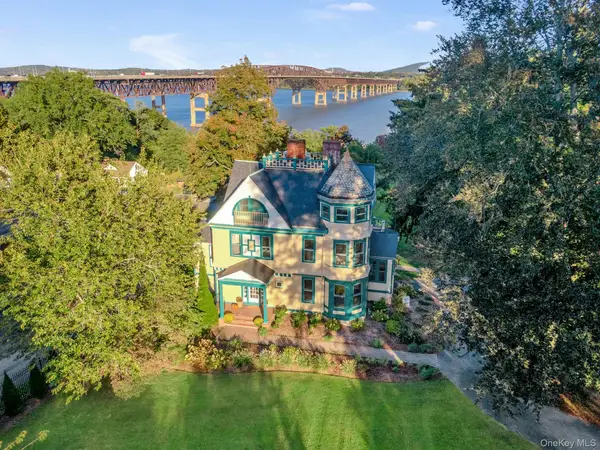 512 Grand Avenue, Balmville, NY 12550