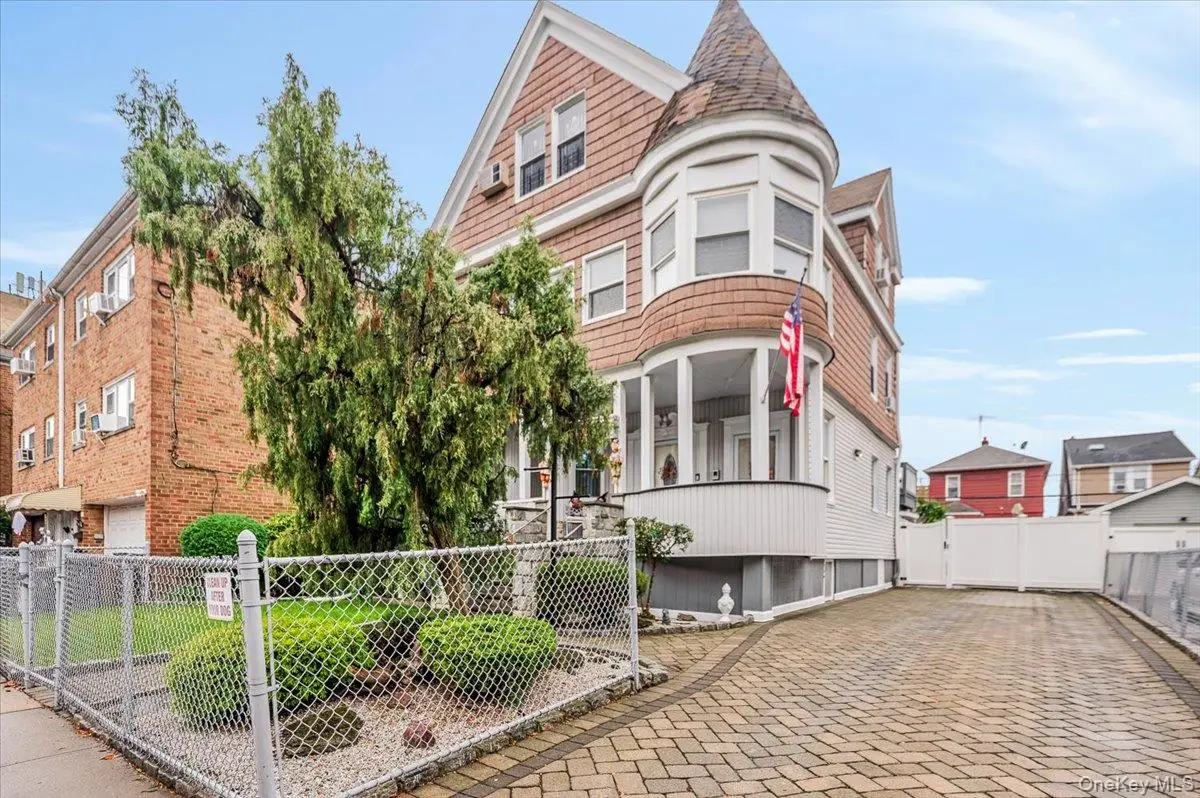 1711 Mahan Avenue, Bronx, NY 10461 - Image #1