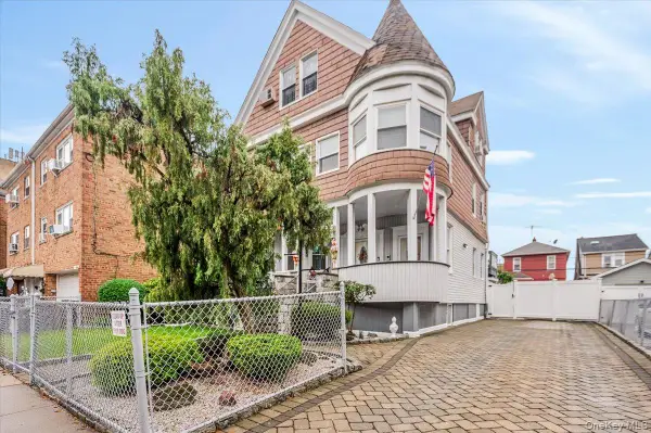 1711 Mahan Avenue, Bronx, NY 10461