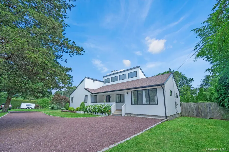 8 School Street, Hampton Bays, NY 11946 - Image #2