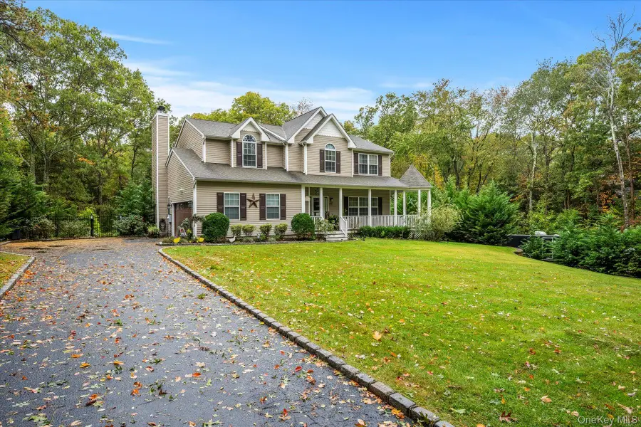 10 Cedar Grove Terrace, Middle Island, NY 11953 - Image #3
