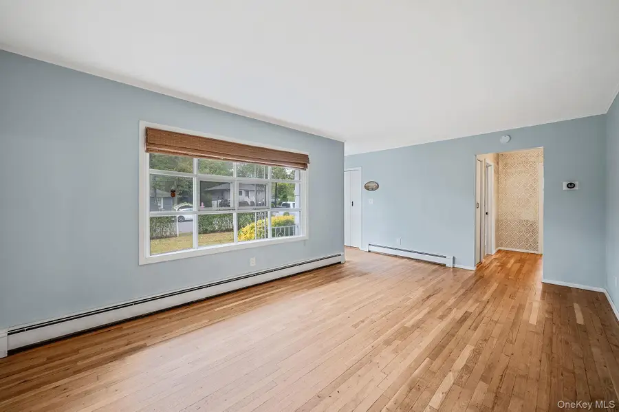 15 Raymond Avenue, Farmingville, NY 11738 - Image #2